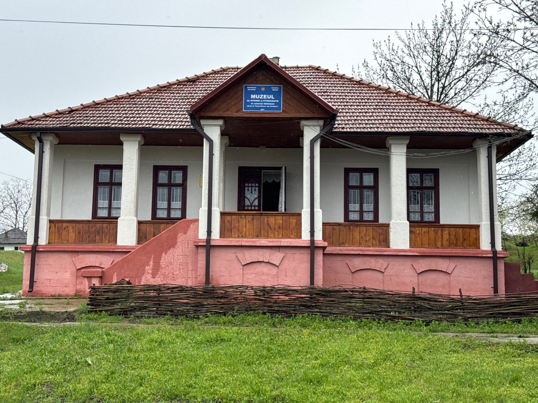 Casa-conac Ion Croitoru